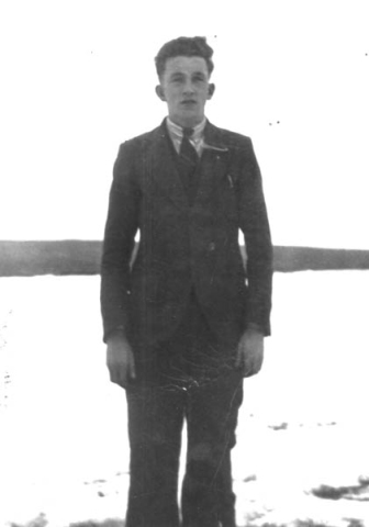 393: Jerry Carroll. (1938) [courtesy of Della (Norman) O'Leary]  - son of Stanislaus Carroll &amp;amp; Mary Ryan